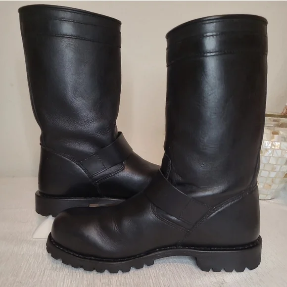 Red Wing Black Leathersteel toe Motorcycle Boots 988. Excellent condition